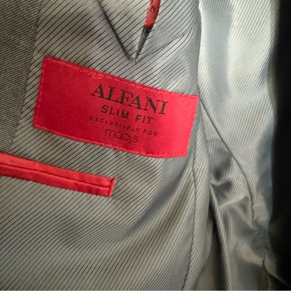 Alfani 2pc Suit Mens Gray Slim Fit Top, 32/30 Bottom Slim Fit